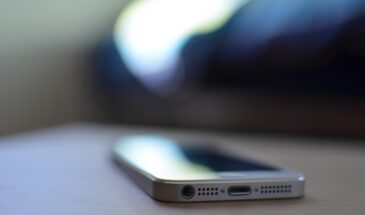 Батарея телефона садится за 4 часа? Не покупайте новую — отключите эту функцию, работает на всех смартфонах