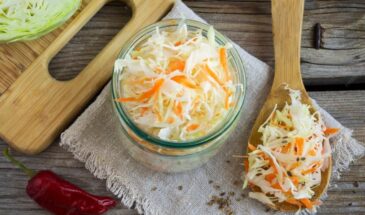 Квашеная капуста за сутки: экспресс-рецепт для тех, кто не может ждать неделю в феврале до хруста
