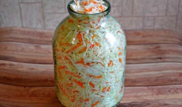 Капуста в банке превратилась в слизь: сколько на самом деле хранится квашеная капуста и как не отравиться