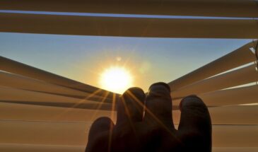 Почему наши предки вставали с петухами и были полны сил до вечера: секрет бодрости, который мы потеряли, но легко можем вернуть