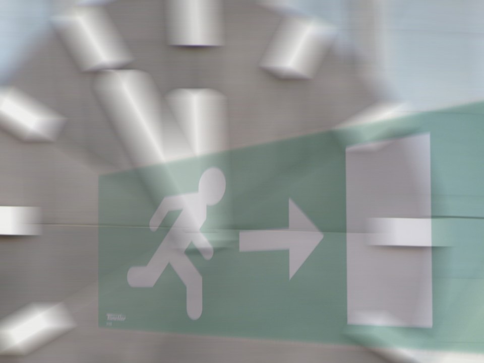 Делаете это утром? Не удивляйтесь, что к обеду валитесь с ног: эксперты назвали 3 привычки, которые крадут вашу энергию