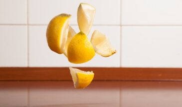 Выкиньте всю бытовую химию: почему лимон и уксус убирают лучше дорогих средств и экономят тысячи рублей