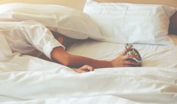 Совы или жаворонки: кто живёт правильно и как обмануть свои биоритмы, чтобы высыпаться и всё успевать