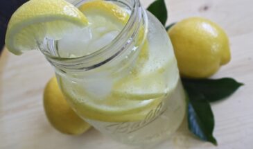 Вода с лимоном натощак: 90% пьют её неправильно и вредят здоровью