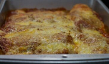 Выпечка пригорает? Никогда не смазывайте форму подсолнечным маслом — есть способ, который работает безотказно