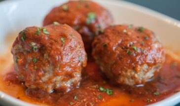 Гречка внутри тефтелей — гениальный лайфхак: ужин готов за 20 минут, а семья просит добавки