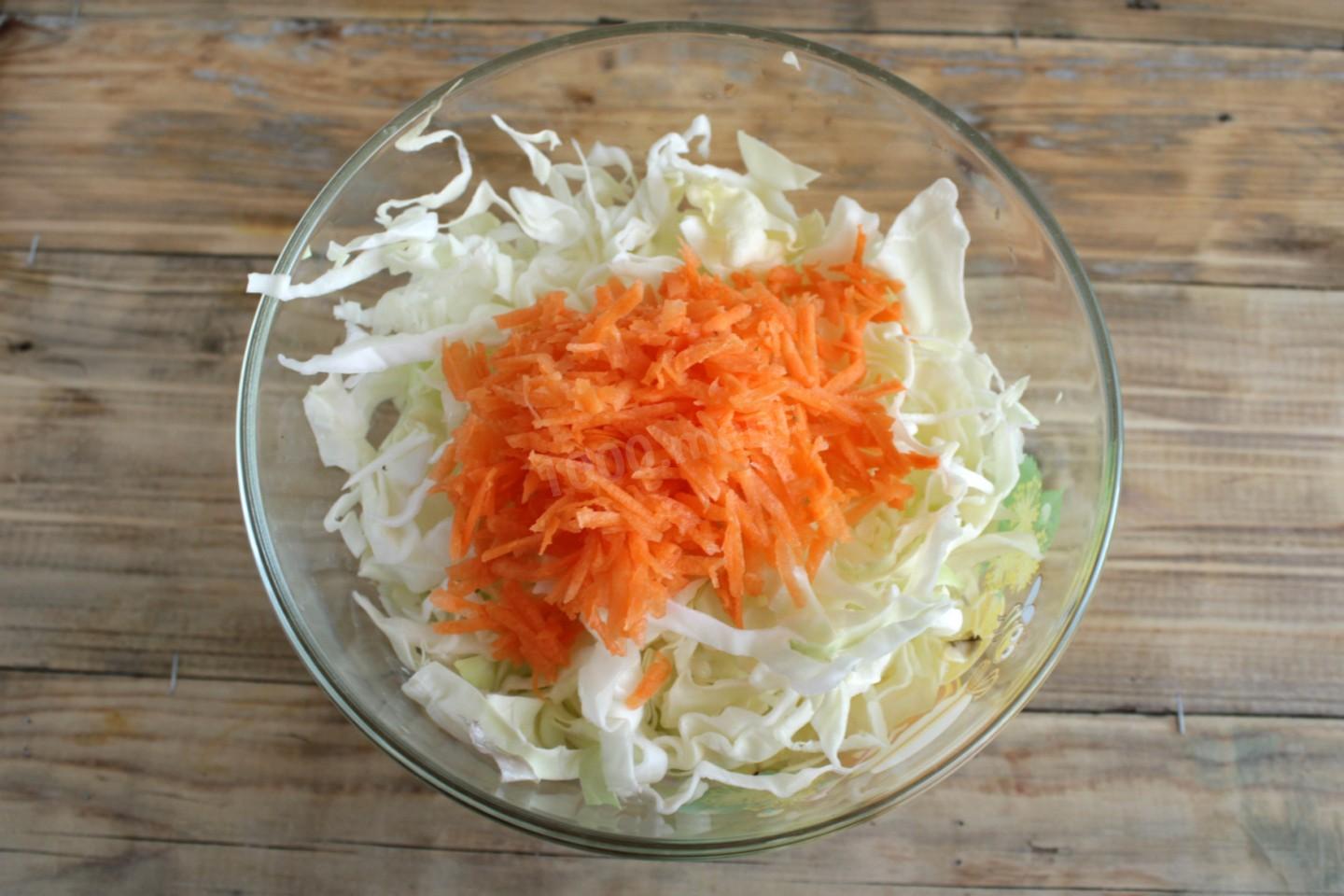 «Февраль без авитаминоза!»: половину капусты мариную с морковью — и овощи в рационе сами собой