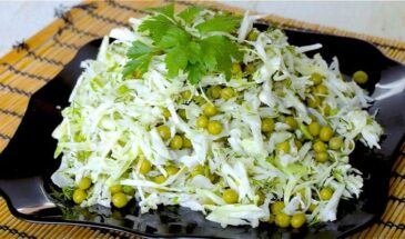 Февральский салат, от которого отказаться невозможно: квашеная капуста с горошком спасёт от хандры без плиты и заморочек