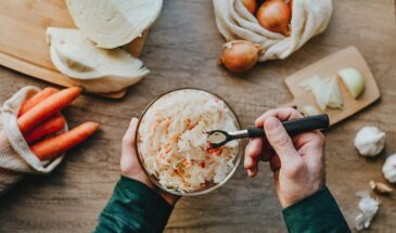 Квашеная капуста с хреном в феврале 2026: острый хруст за 6 дней и поддержка иммунитета до весны