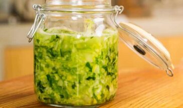 Капуста с имбирём и фенхелем: рецепт засолки, который удивит даже тех, кто не любит квашеное