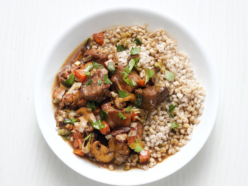 Вы не поверите, что это перловка: секрет блюда, от которого семья просит добавки каждый раз