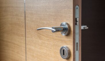 Федор Тирон: как 2 марта защитить дом от воров и привлечь достаток — народные приметы, которые работают до сих пор