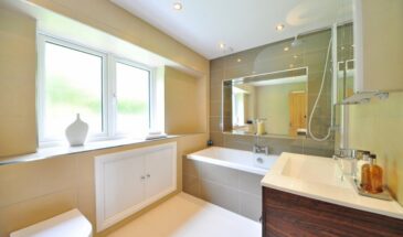 Зеркала без разводов: секрет клинеров, который даёт идеальный блеск за пять минут