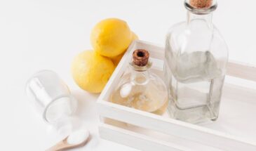 Уксус убивает ремонт: клинеры назвали поверхности, которые он разрушает, хотя вы просто убираете