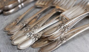 Упал нож — жди мужского гостя: старинная примета, которая работает всегда