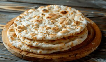 Домашний лаваш за 15 минут: всего 4 ингредиента — хранится неделю и вкуснее магазинного