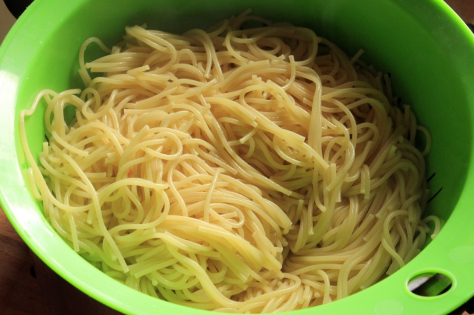 Как варить вермишель, чтобы она не слипалась: советы шеф-повара