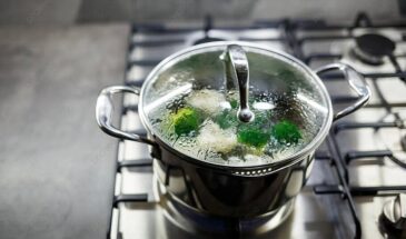 Монетка в кастрюле с капустой: зачем класть и как это работает