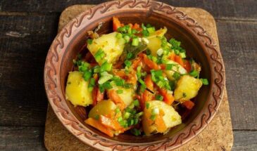 Тушёная картошка: четыре рецепта и три приёма для идеального вкуса