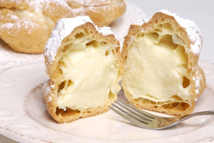 Начните с профитролей — и заварное тесто перестанет «капризничать» даже у новичков