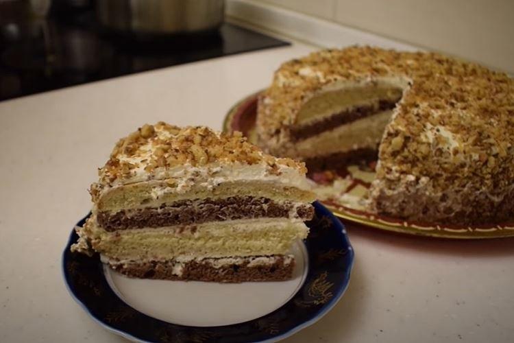 «Машенька»: советский торт со сметанным кремом — рецепт, который тает во рту