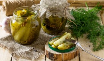 Огурцы с горчицей: хрустящие, ароматные — банки сметают со стола за минуту