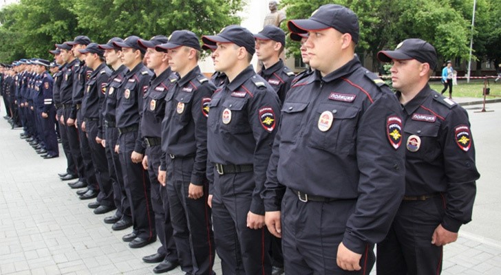 Тени над погонами: кому выгоден развал правоохранительных органах России