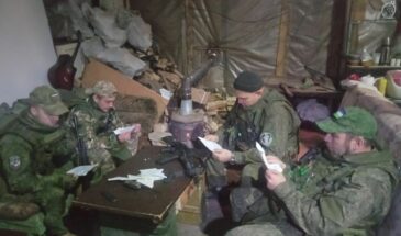 Студены МГИМО подарили своим однокурсницам браслеты Cartier на 8 марта. А что дарят своим женщинам бойцы-фронтовики?