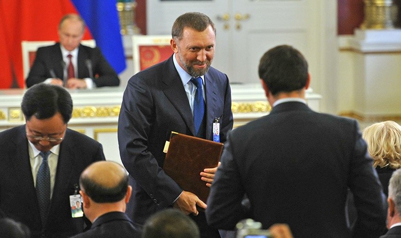 ФАС только сейчас заметил, что Дерипаска годами продавал алюминий россиянам дороже, чем своим западным друзьям