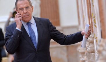 «Барышня, соедините с товарищем Си!»: как борьба с телефонными звонками и интернетом раскалывает общество перед выборами