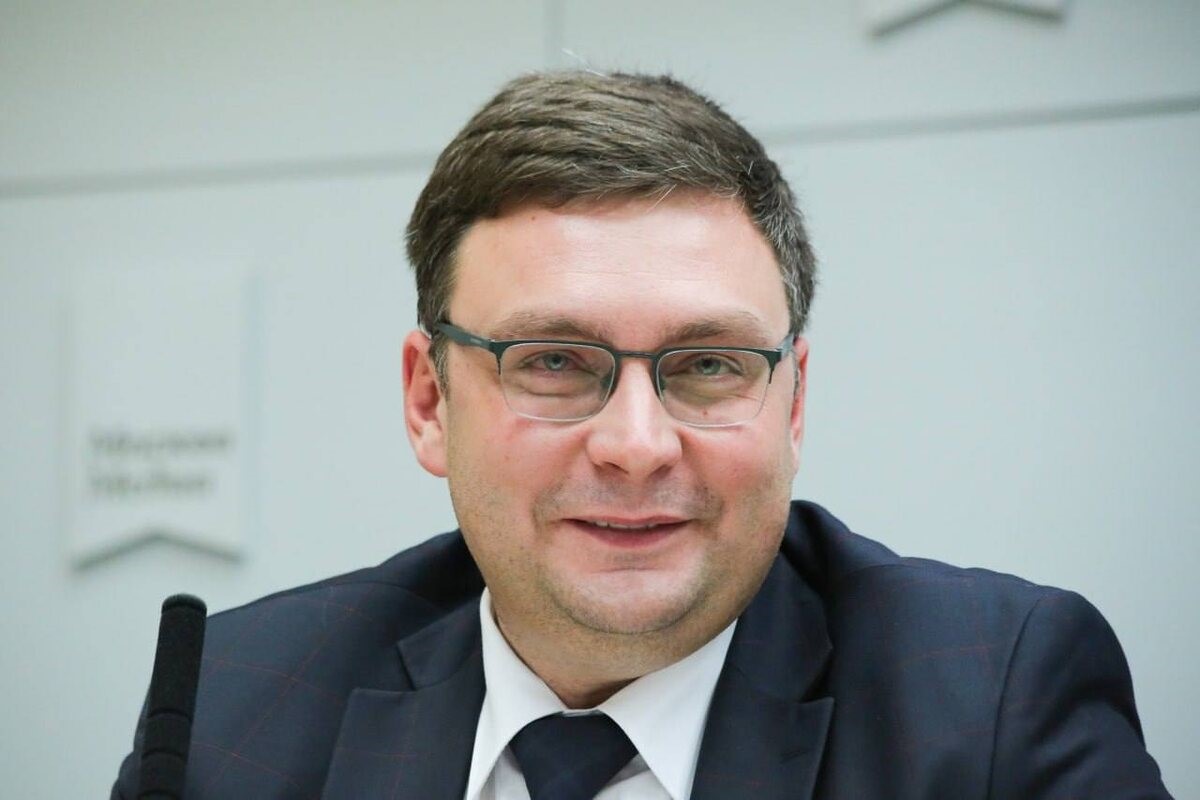 На идеологическом фронте без перемен: воруют, пилят, грабят