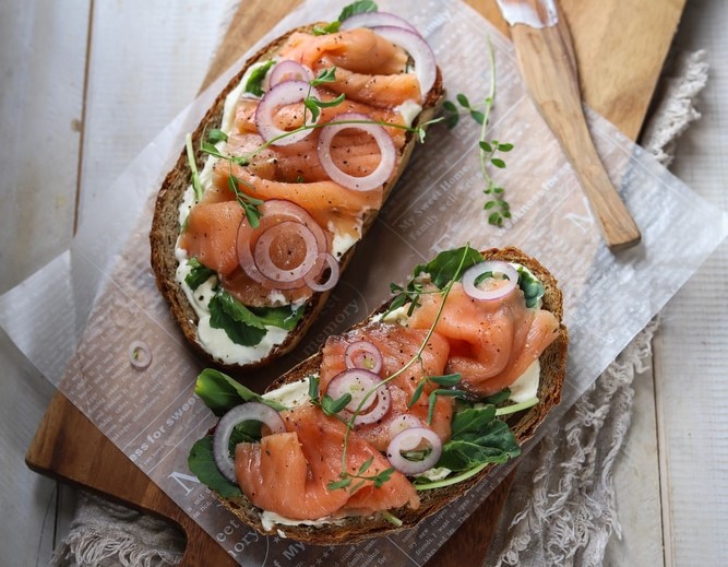 Отеки уйдут за 3 дня: что есть и пить, чтобы просыпаться легкой — советы экспертов