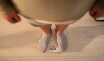 Пять незаметных привычек, которые мешают похудеть даже при диете