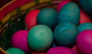 Можно ли на Пасху нести кулич и яйца на кладбище: что говорит Церковь