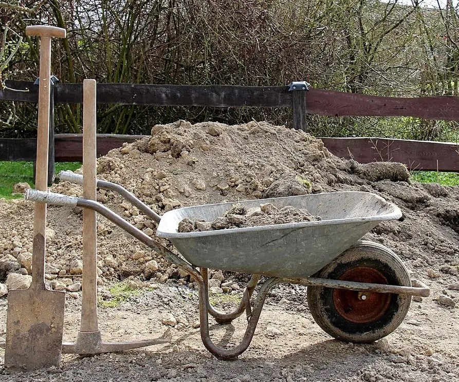 Ремонт сада с одного угла: простой план, который превращает запущенный участок в райский уголок за сезон