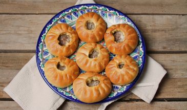 «Эти беляши обманут вашу диету»: рецепт в духовке, после которого сковородка отправится в ссылку