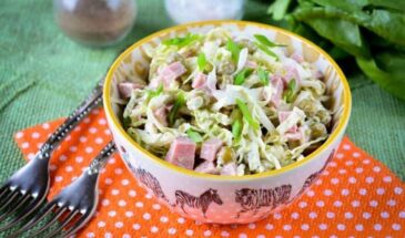 Салат за 10 минут без варки: рецепт с пекинской капустой, который исчезает со стола первым