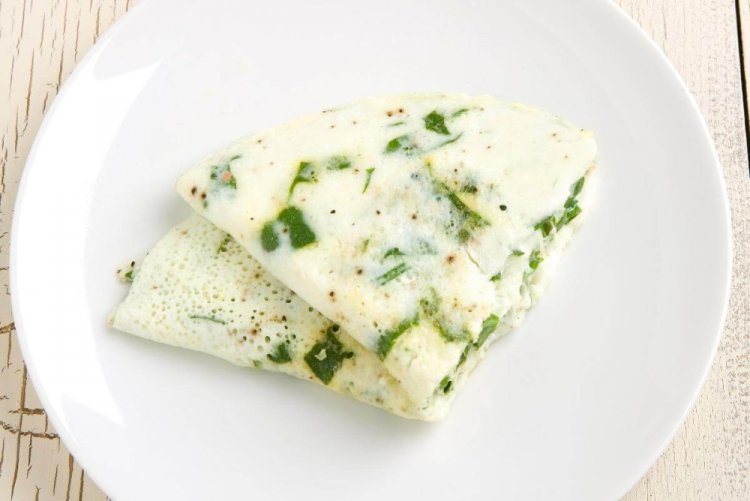 Крапива на завтрак? Да, и это вкусно! Рецепт омлета, который изменит ваше отношение к сорнякам