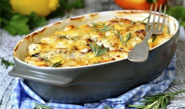 Запеканка с курицей: один секрет со сметаной — и блюдо исчезает со стола за минуты