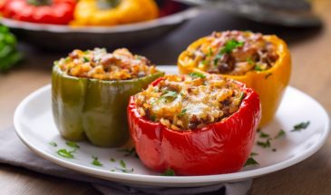 Перцы, которые исчезают за минуту: начинка с сыром и грибами, от которой не откажется никто