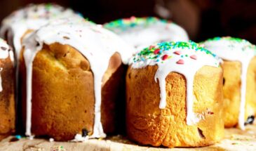 Даже покупной кулич станет мягким: одна хитрость с сиропом — рецепт, который спасёт выпечку