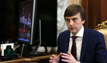 У Кравцова все хорошо, а в российской глубинке начали закрывать школы — детей учить некому