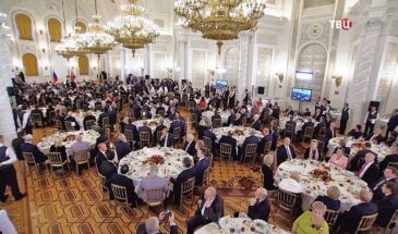 Цифровая осада: кто во власти так боится и ненавидит народ, которым они управляют?