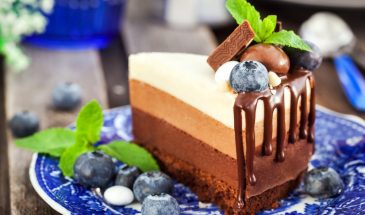 Торт «Три шоколада»: десерт уровня ресторана за 80 минут — секрет идеальных слоёв