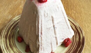 Творожная пасха не только про изюм: одна хитрость с вишней и десерт становится хитом стола