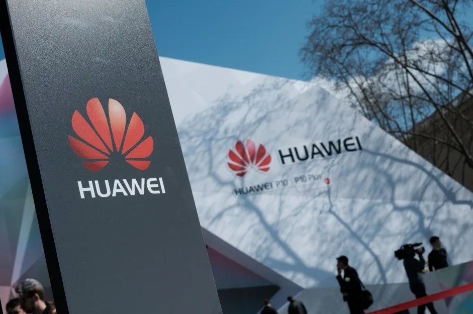 Потерянное десятилетие по-русски: Huawei создает будущее для китайцев, а Москва выколачивает из своих налоги