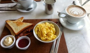 Этот продукт есть в каждом холодильнике: он снижает риск деменции на 27%
