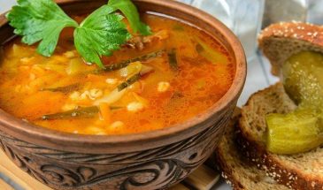 Рассольник, который потребуют на добавку: секрет вкуса из детства