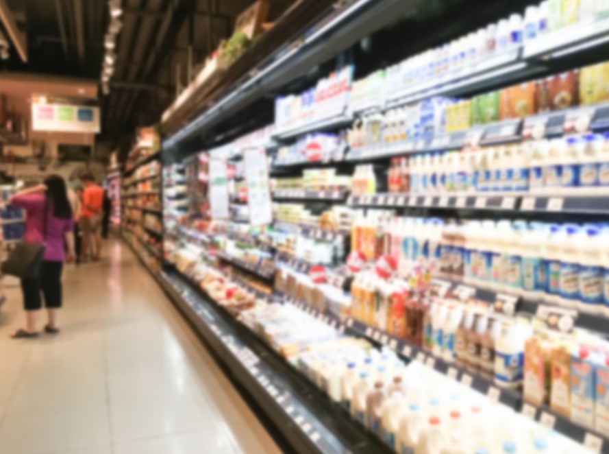 Роскачество бьет тревогу: 4 продукта по акции, которые опасно нести на кассу