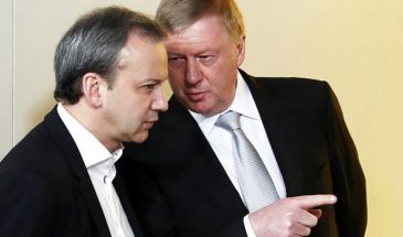 «Удар исподтишка»: экс-глава ФИДЕ Илюмжинов обвиняет нынешнего президента Дворковича в отстранении России от шахмат